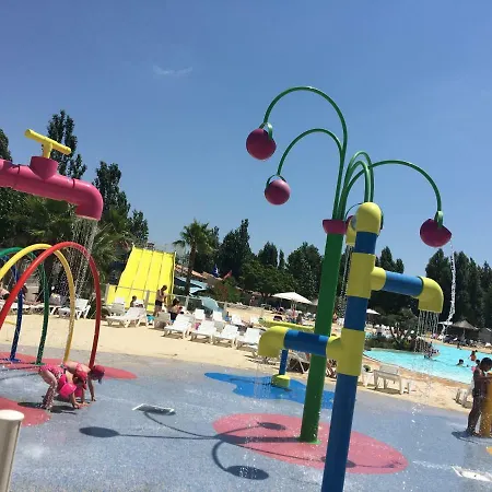 La Carabasse Les Oliviers * فيا