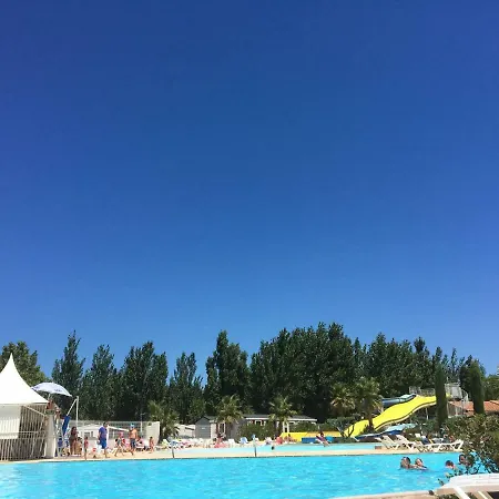 La Carabasse Les Oliviers فيا